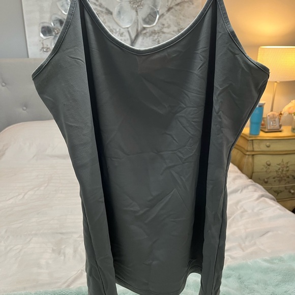 Zara Tank Top - Picture 2 of 3